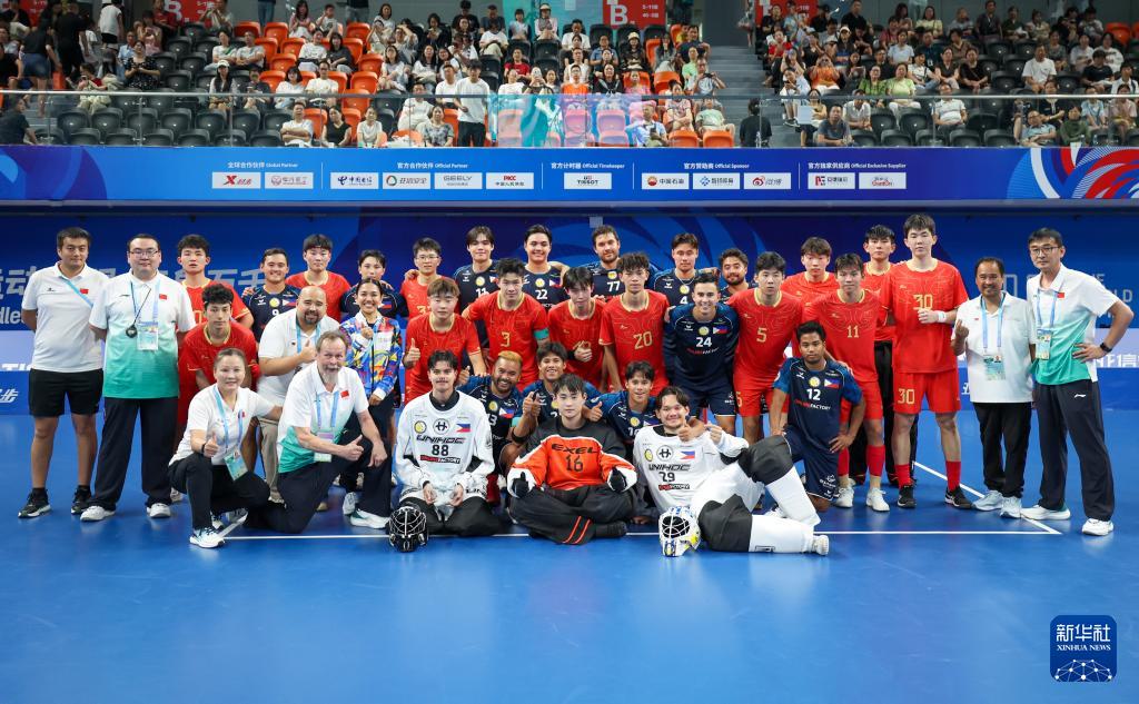 中国队以 中国队以