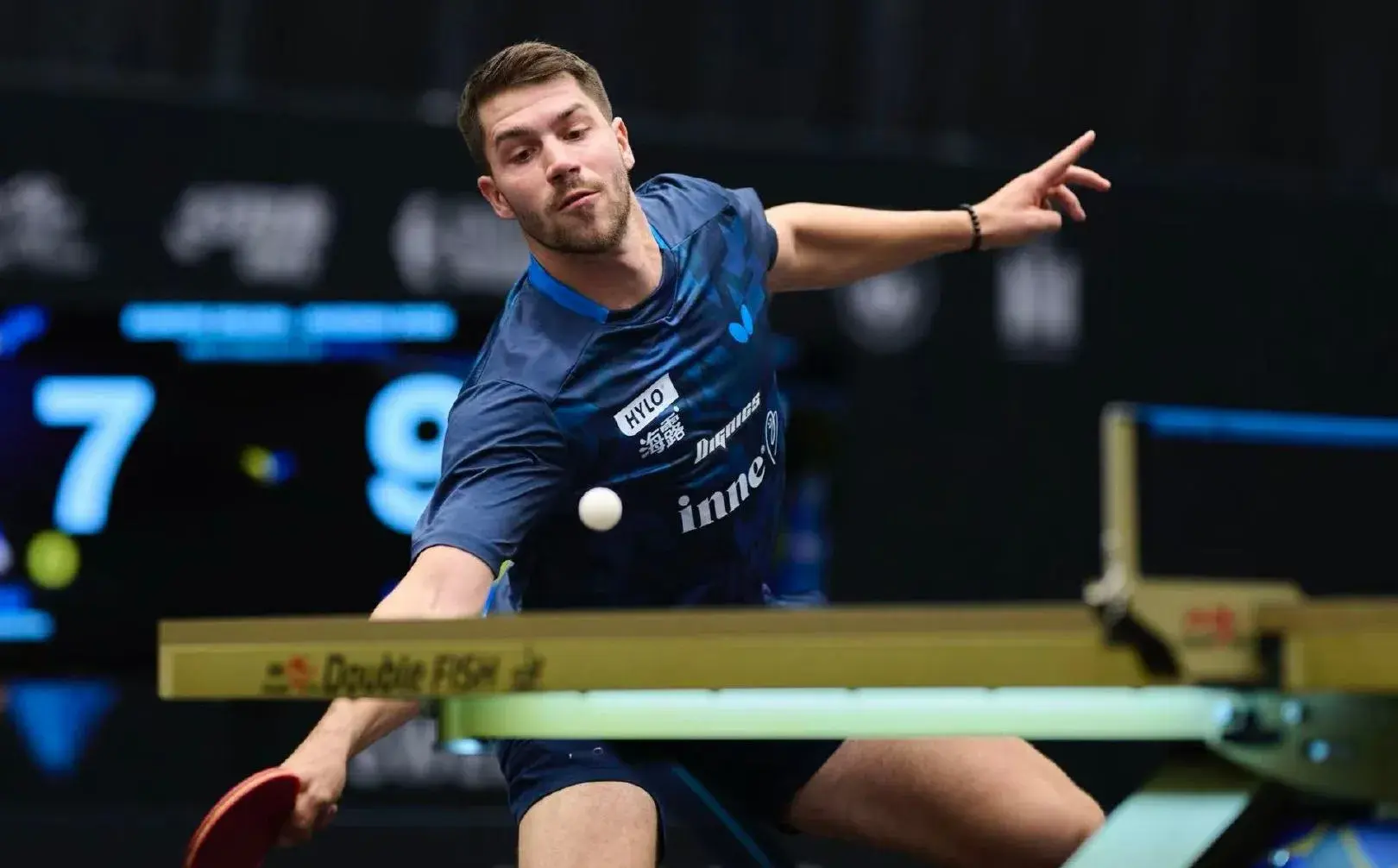 胜黄怡桦, 方发球的拧, msn