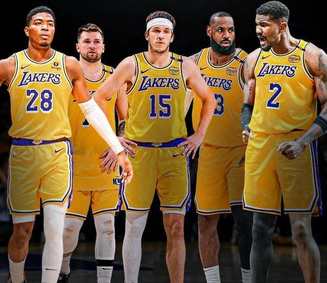 冠军一步之, 湖人大名单, 造高效的进